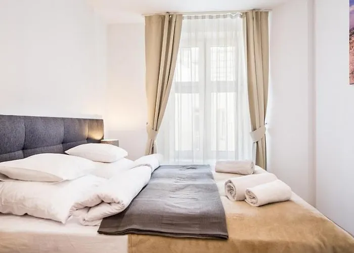 Bosacka Old Town Apartment - B28